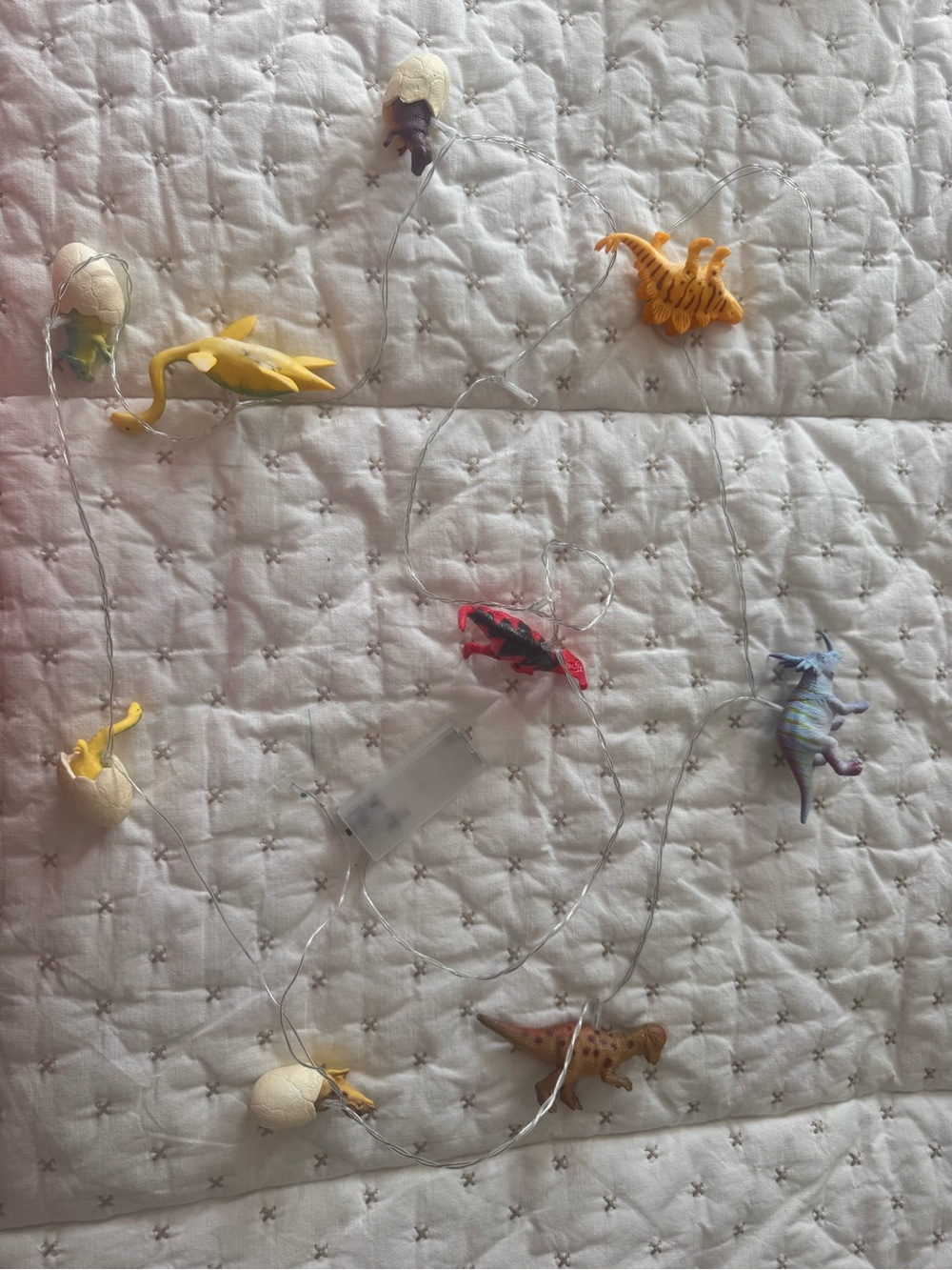 Dinosaur Egg & Hatchling String Lights - Multicolor